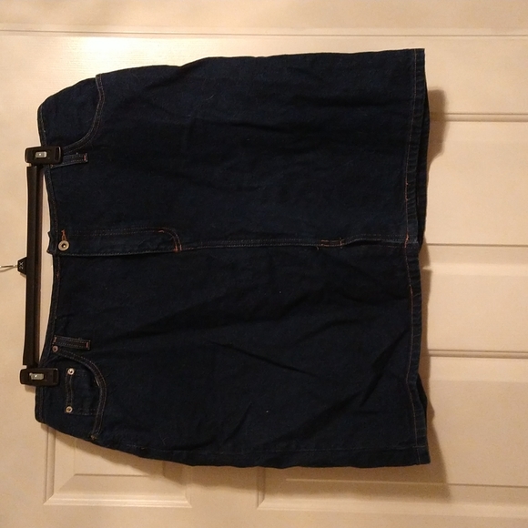 Ashley Stewart Dresses & Skirts - Women's plus size blue jean skirt size 20.